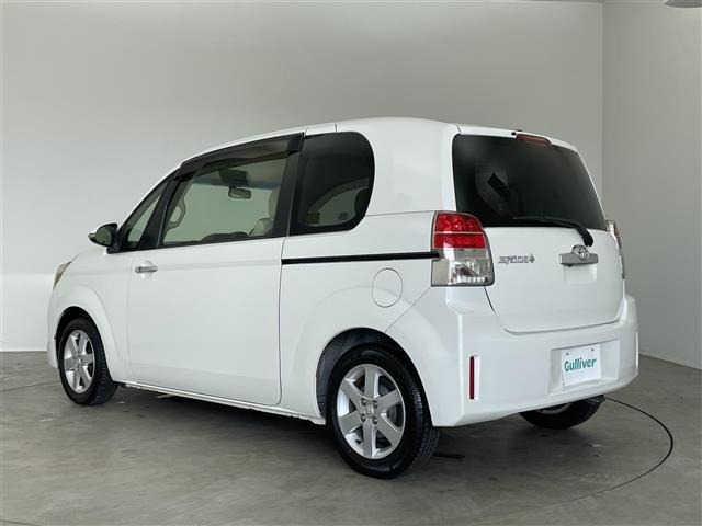 Toyota SPADE 2013 8102472-13