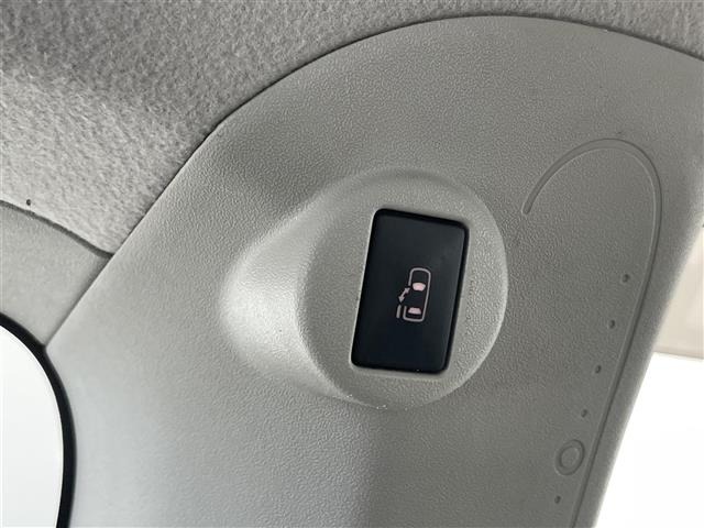 Toyota SPADE 2013 8102472-20