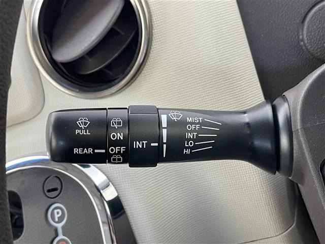 Toyota SPADE 2013 8102472-5