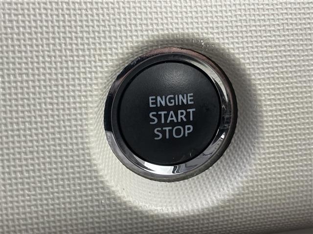 Toyota SPADE 2013 8102472-9