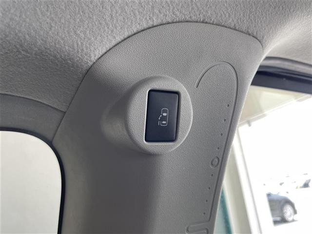 Toyota SPADE 2013 8102516-1