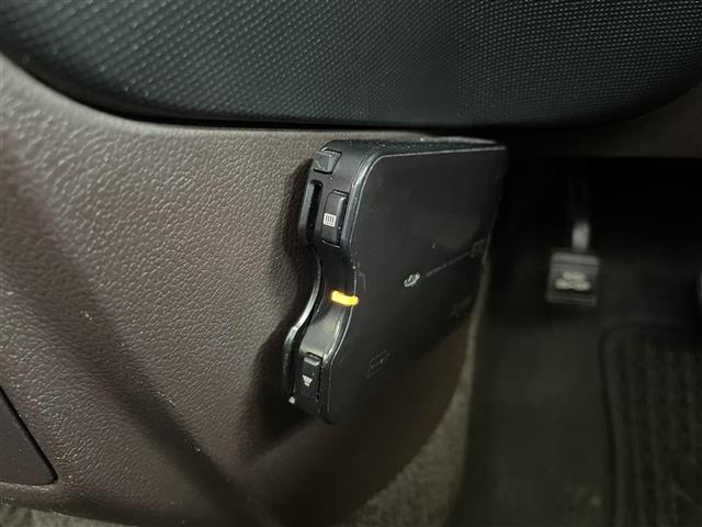 Toyota SPADE 2013 8102516-12