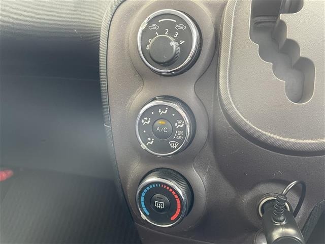 Toyota SPADE 2013 8102516-3