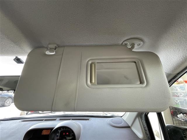 Toyota SPADE 2013 8102516-4