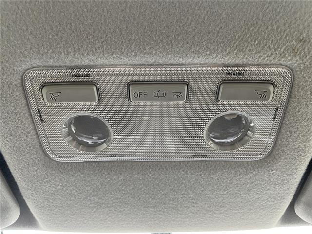Toyota SPADE 2013 8102516-7