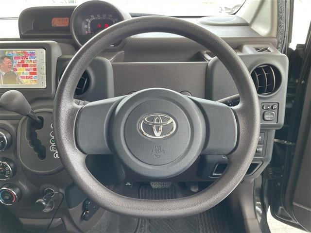 Toyota SPADE 2013 8102516-8