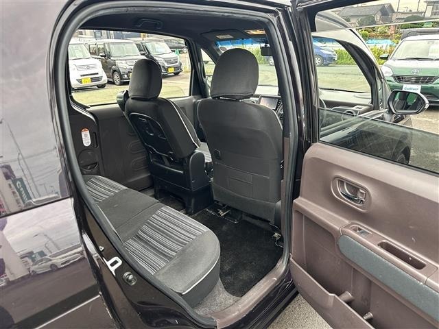 Toyota SPADE 2015 8102518-11