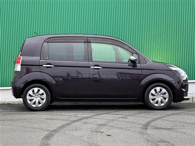 Toyota SPADE 2015 8102518-2