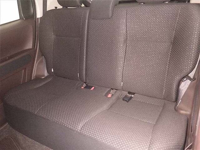 Toyota SPADE 2015 8102583-7