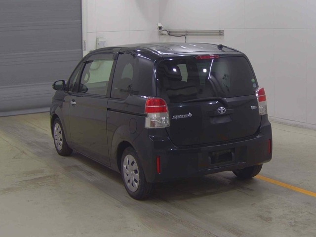 Toyota SPADE 2016 8102675-1