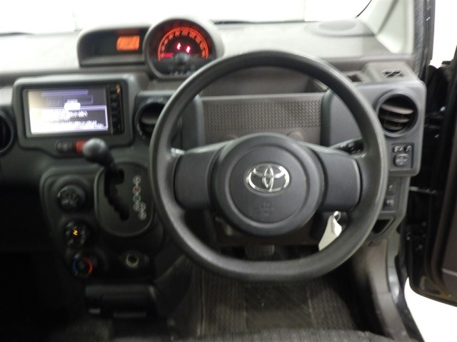 Toyota SPADE 2016 8102675-5