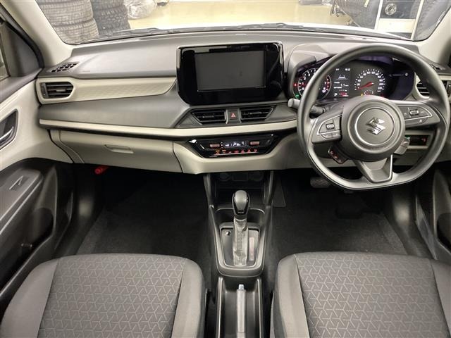 Suzuki SWIFT 2024 8103368-14