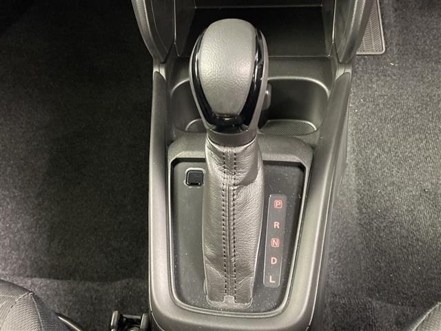 Suzuki SWIFT 2024 8103368-17