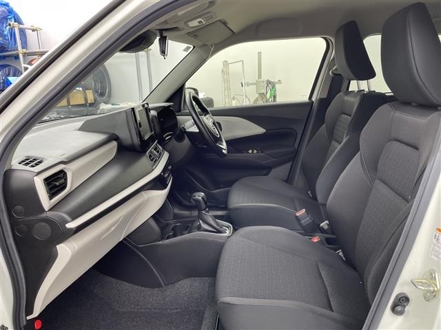 Suzuki SWIFT 2024 8103368-4