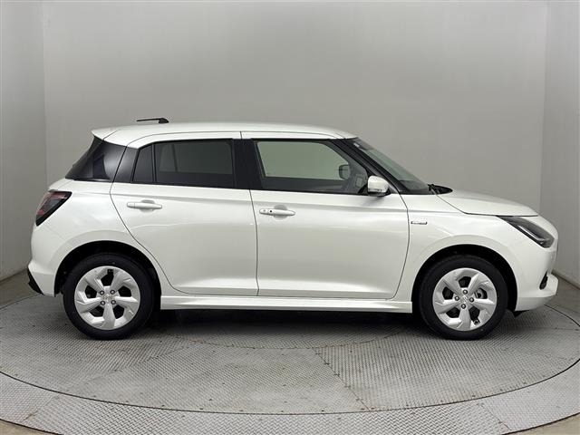 Suzuki SWIFT 2025 8103375-21