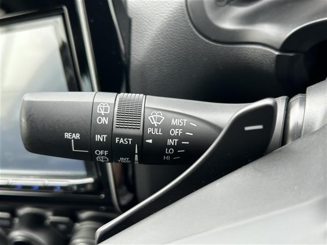 Suzuki SWIFT 2018 8103393-7