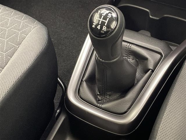 Suzuki SWIFT 2024 8103416-1