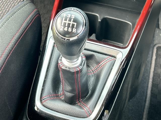 Suzuki SWIFT 2018 8103417-19