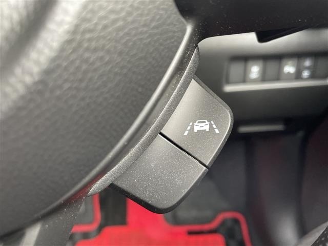 Suzuki SWIFT 2021 8103430-1