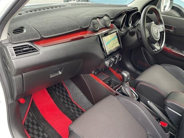 Suzuki SWIFT 2021 8103430-22