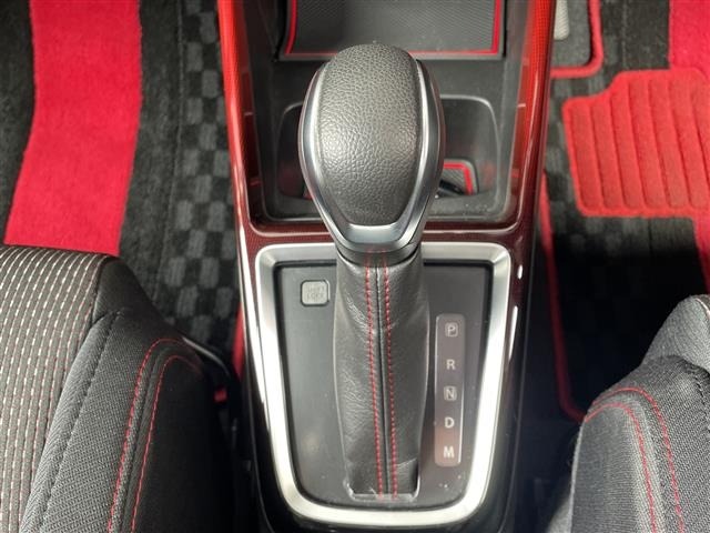 Suzuki SWIFT 2021 8103430-9