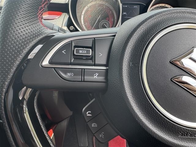 Suzuki SWIFT 2023 8103431-9
