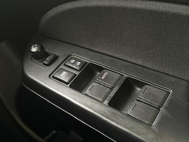 Suzuki SWIFT 2013 8103439-2