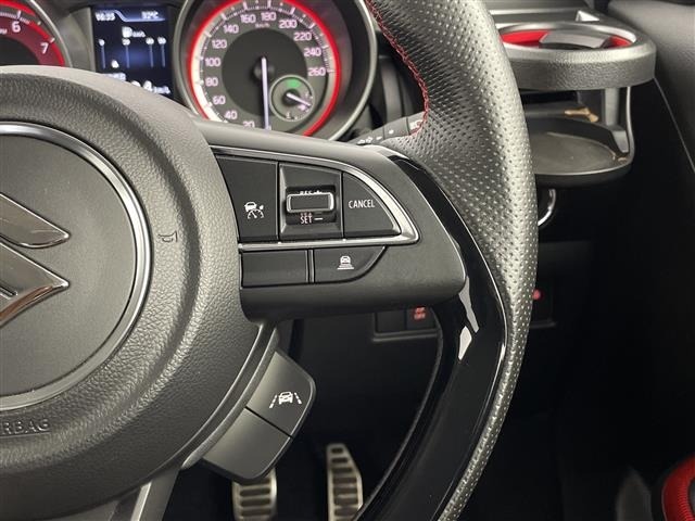 Suzuki SWIFT 2024 8103441-5