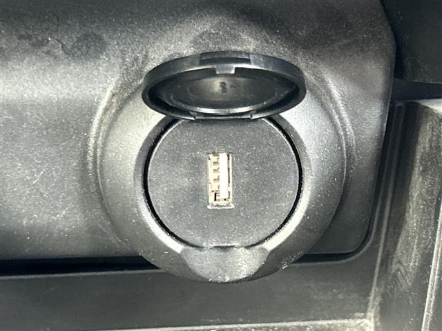 Suzuki SWIFT 2021 8103443-2