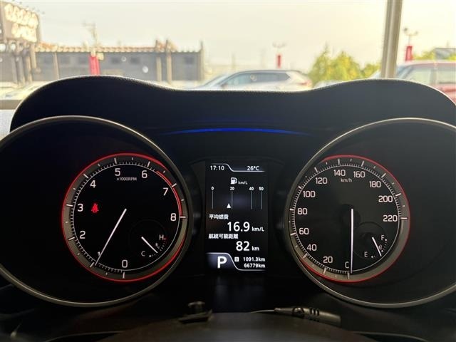 Suzuki SWIFT 2018 8103452-10