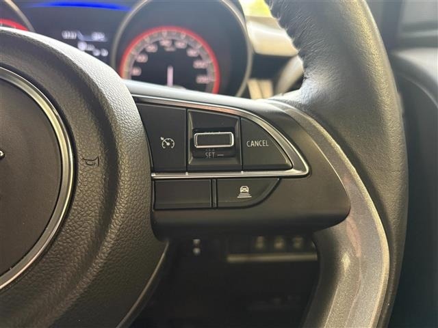 Suzuki SWIFT 2018 8103452-20