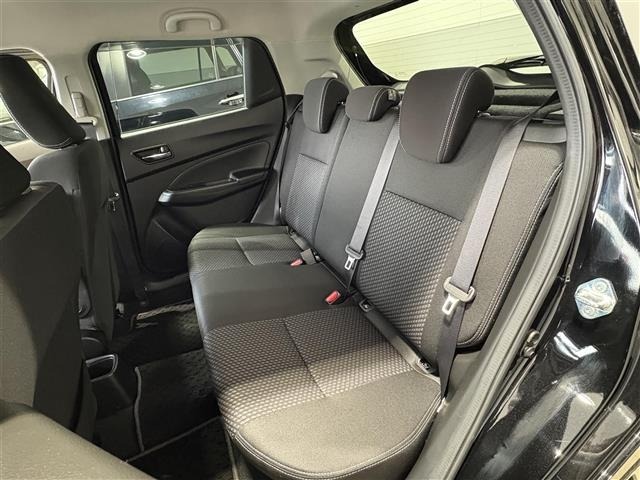 Suzuki SWIFT 2018 8103452-5