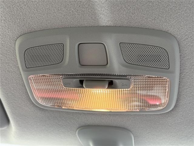 Suzuki SWIFT 2018 8103456-22