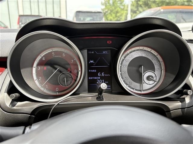 Suzuki SWIFT 2018 8103456-5