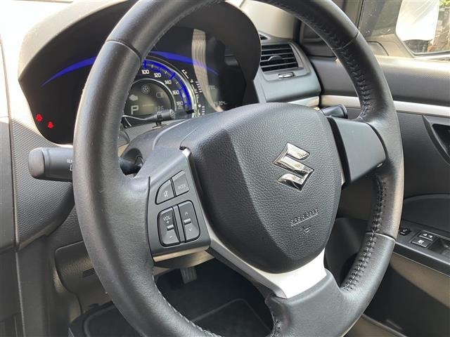 Suzuki SWIFT 2013 8103458-9