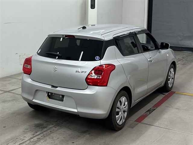 Suzuki SWIFT 2021 8103465-5