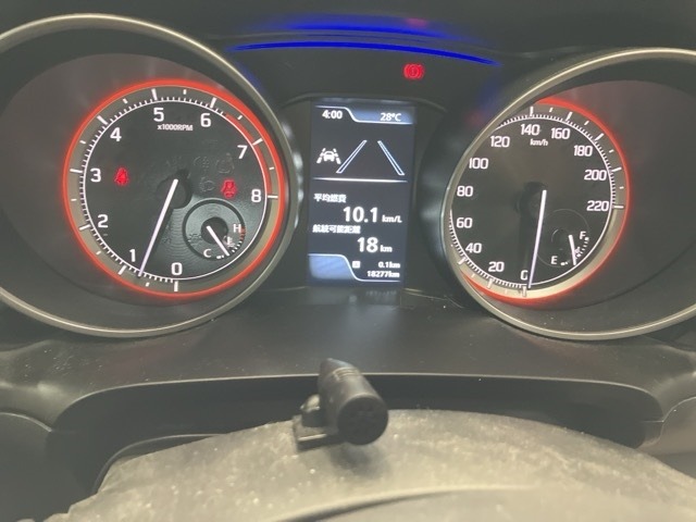 Suzuki SWIFT 2021 8103467-6