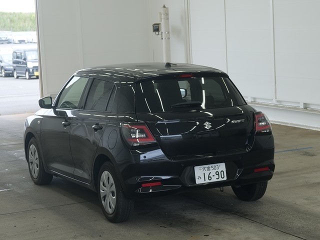 Suzuki SWIFT 2024 8103468-1
