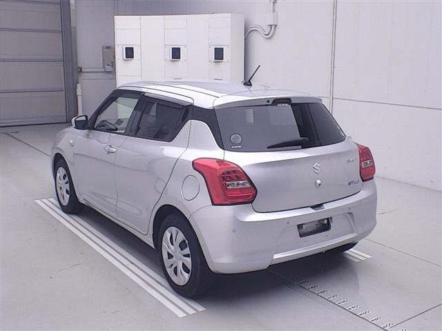 Suzuki SWIFT 2020 8103471-1