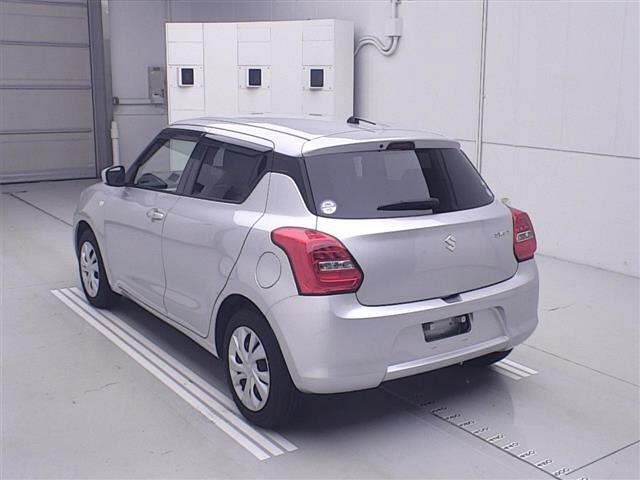Suzuki SWIFT 2020 8103476-1