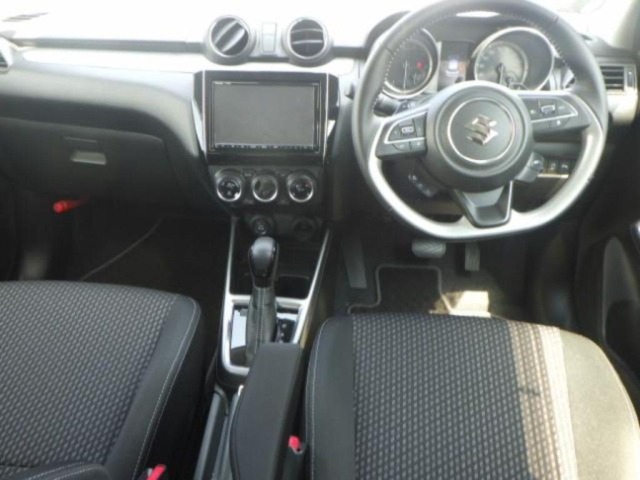 Suzuki SWIFT 2021 8103480-3
