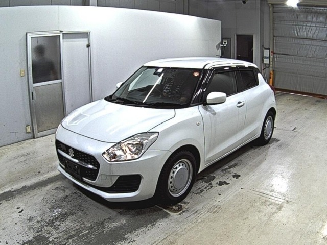 Suzuki SWIFT 2021 8103482-4