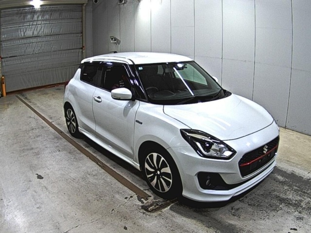 Suzuki SWIFT 2019 8103483-0