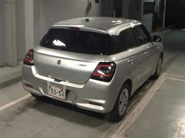 Suzuki SWIFT 2024 8103488-5