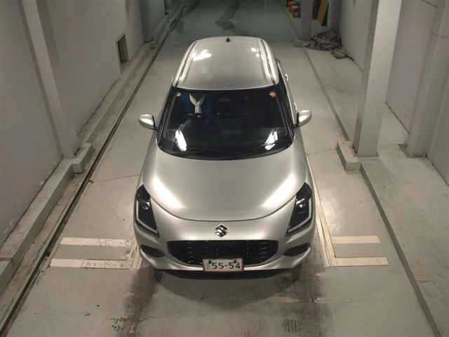 Suzuki SWIFT 2024 8103488-6