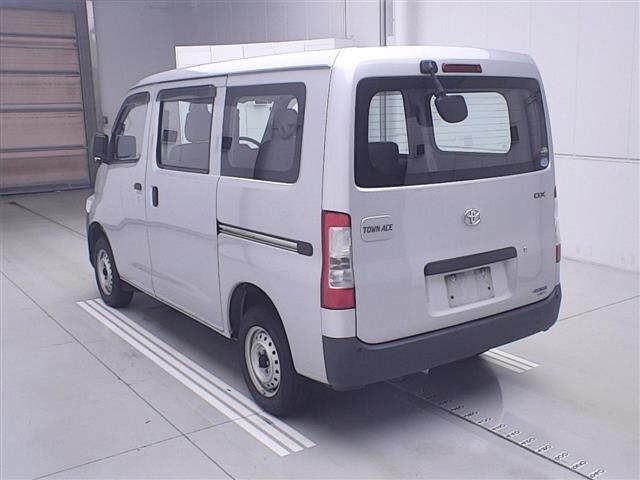 Toyota TOWNACE VAN 2021 8095083-1