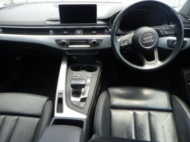 Audi A4 2020 8115450-3