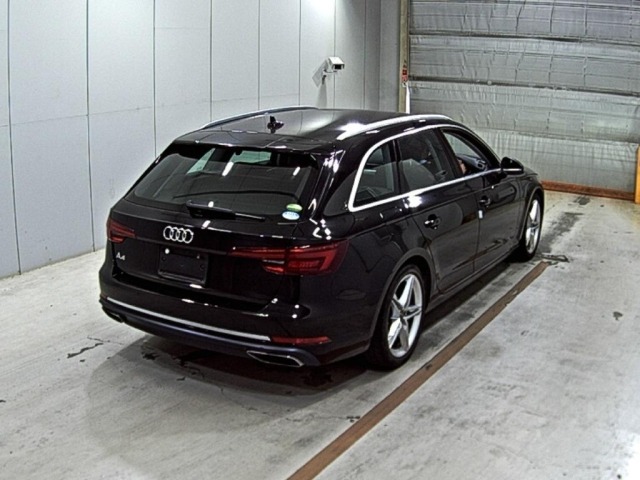 Audi A4 2020 8115450-5