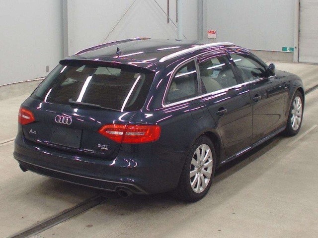 Audi A4 2013 8115455-1
