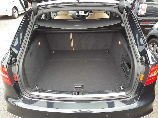 Audi A4 2013 8115455-11